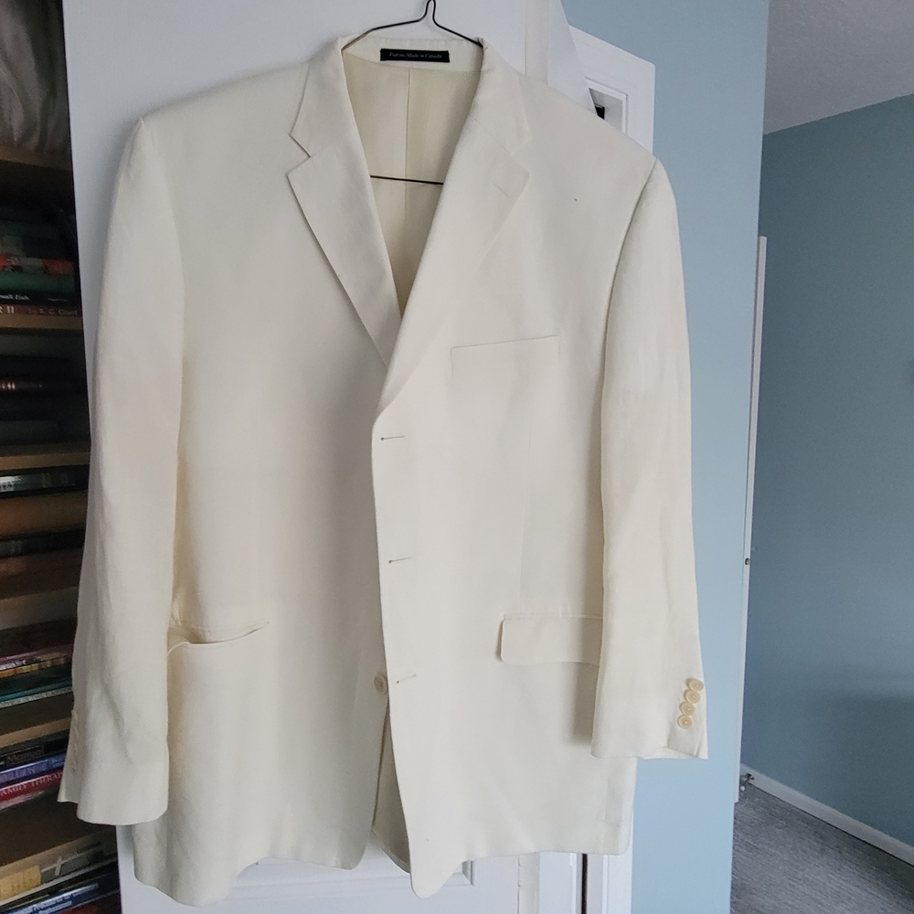 Elegant Ivory Men's Blazer
